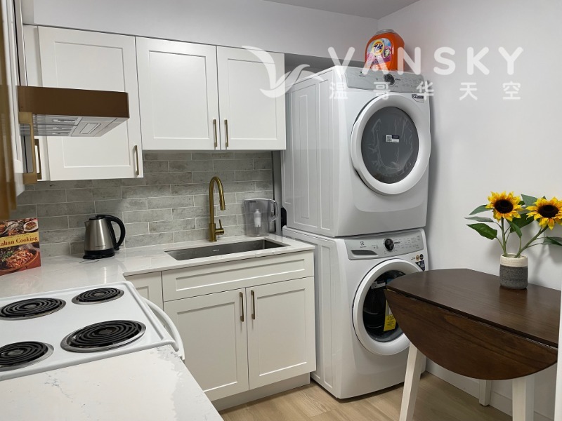 260104225123_Kitchen2 - Copy.jpg